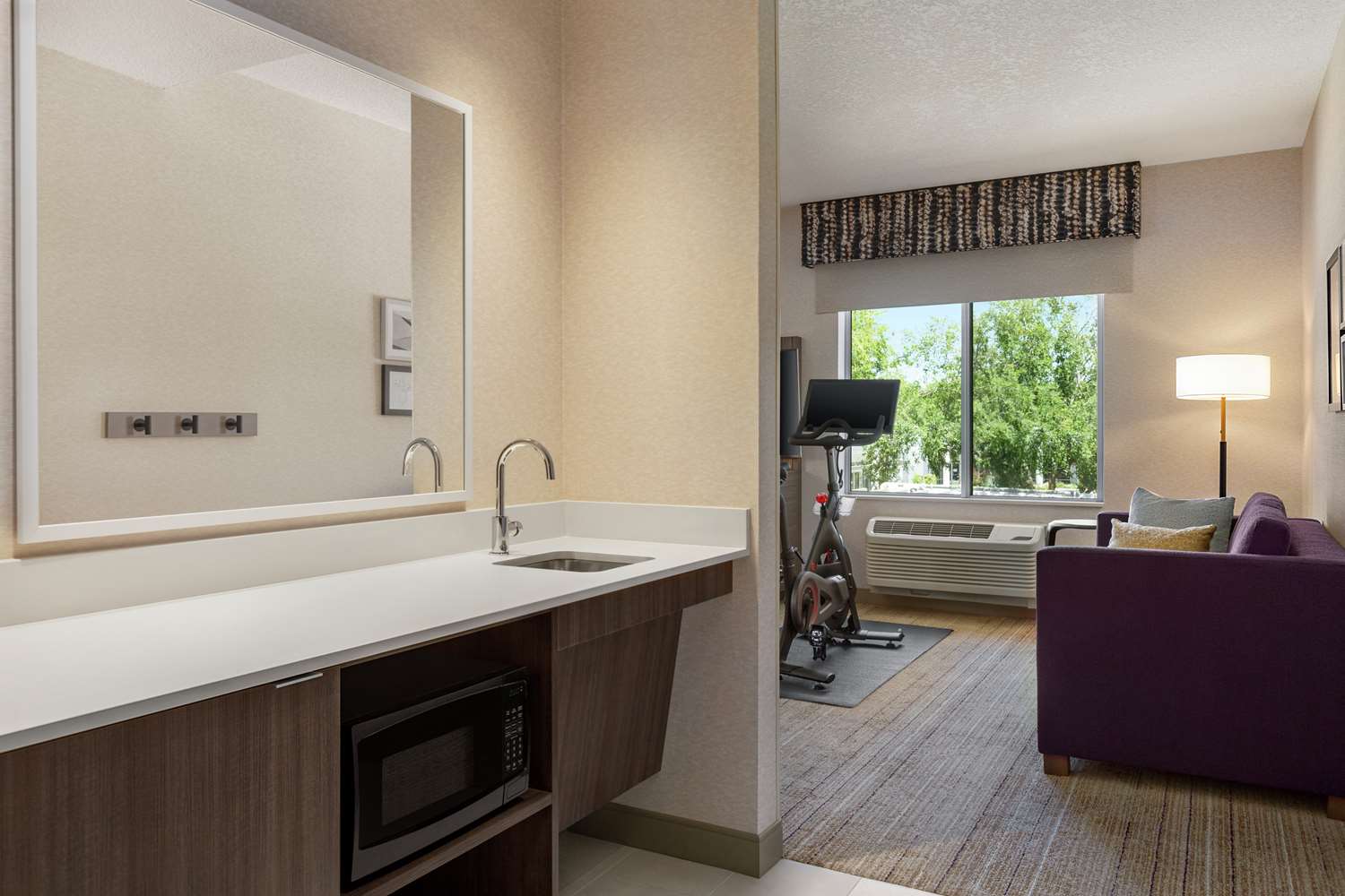 Hampton Inn Stockton, CA 30/30
