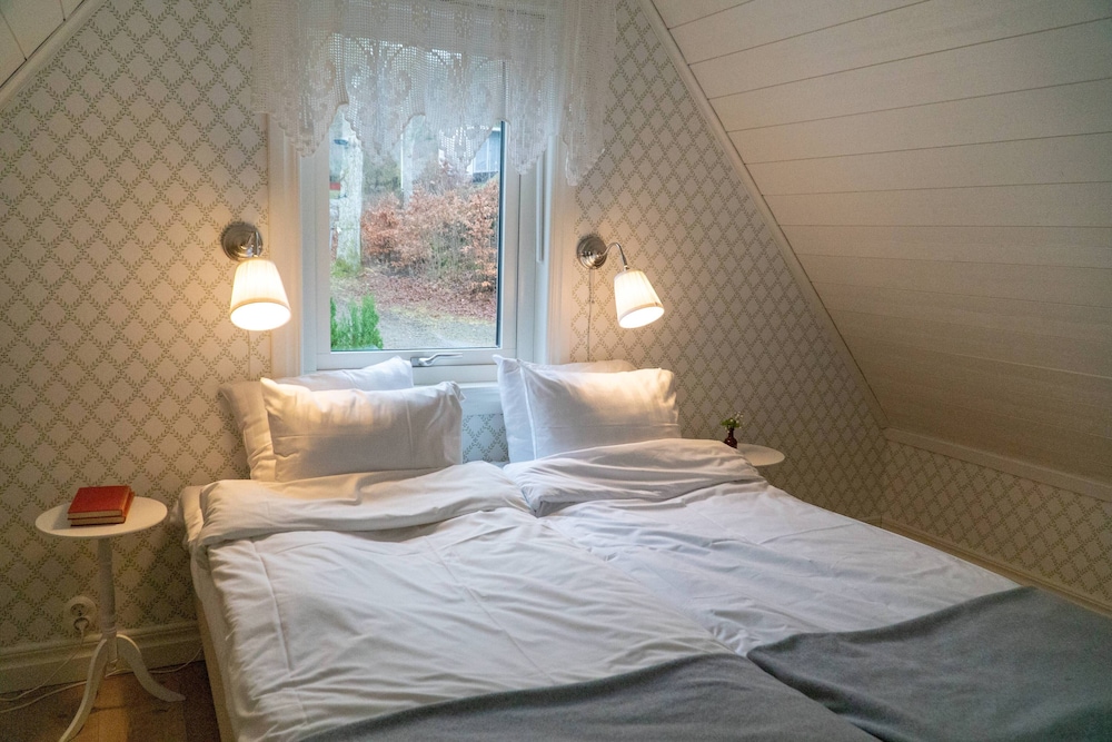 Anfasteröd Gårdsvik 10/50