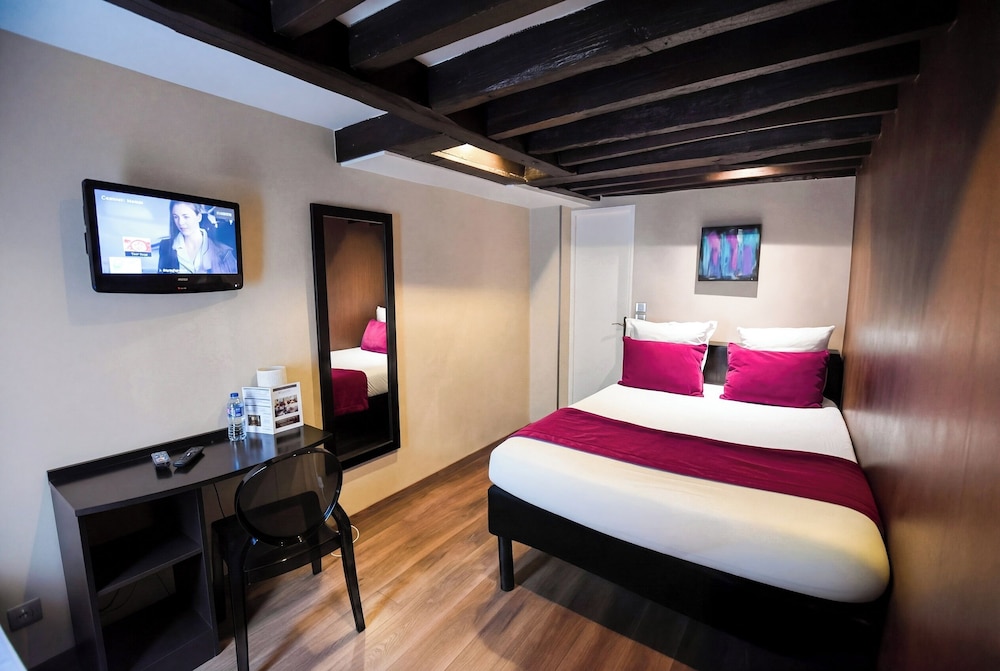 Hotel Pax Opera 19/63