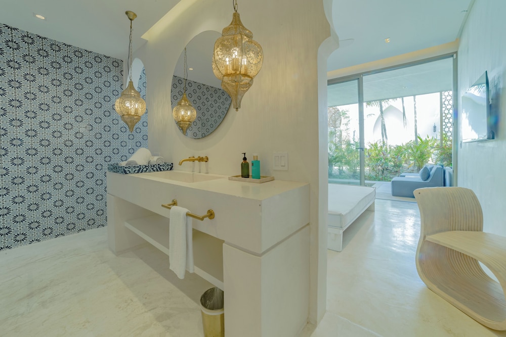 Sana Tulum Beachfront Boutique Hotel 15/72