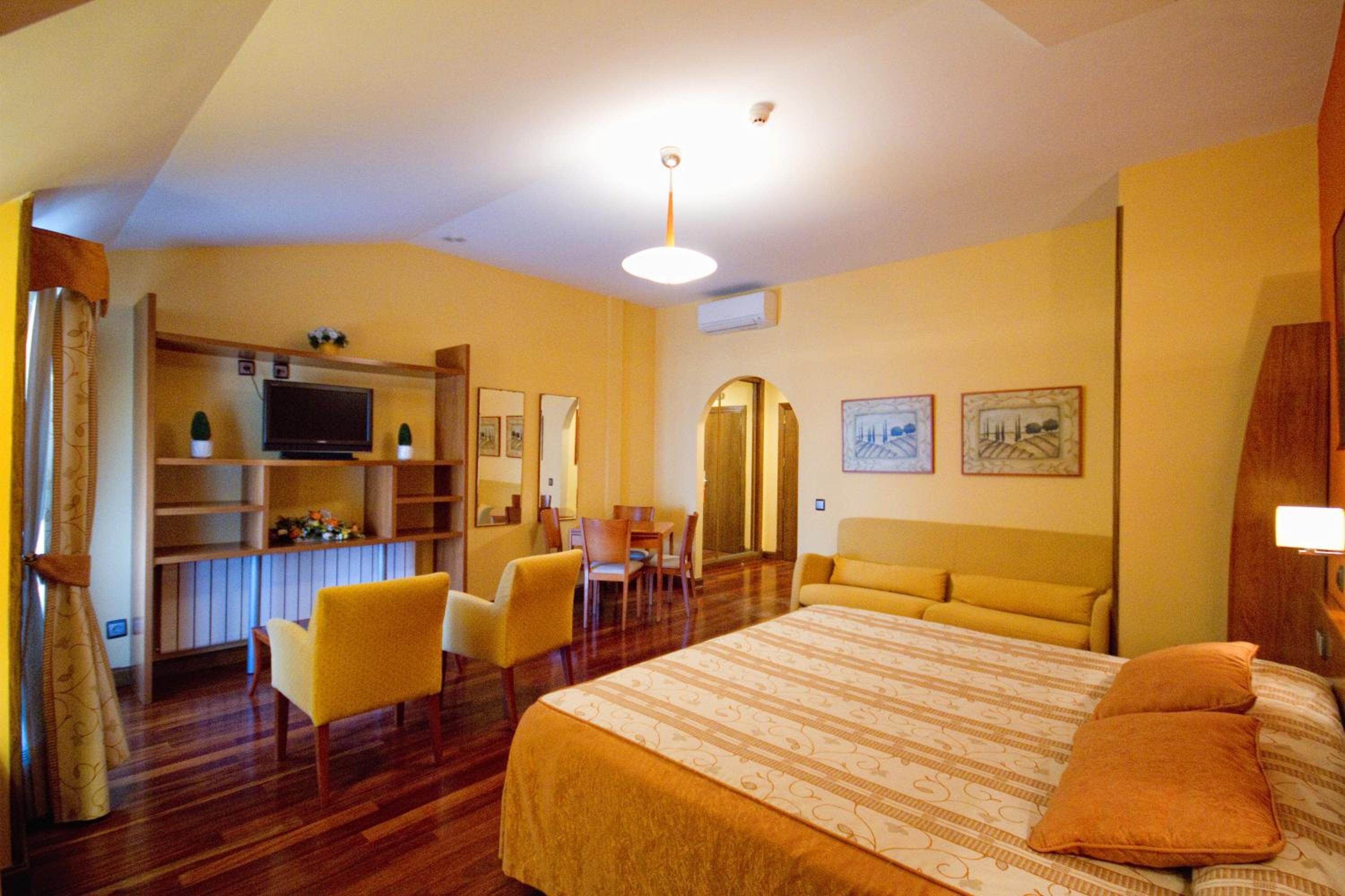 Hotel Los 5 Pinos 25/38