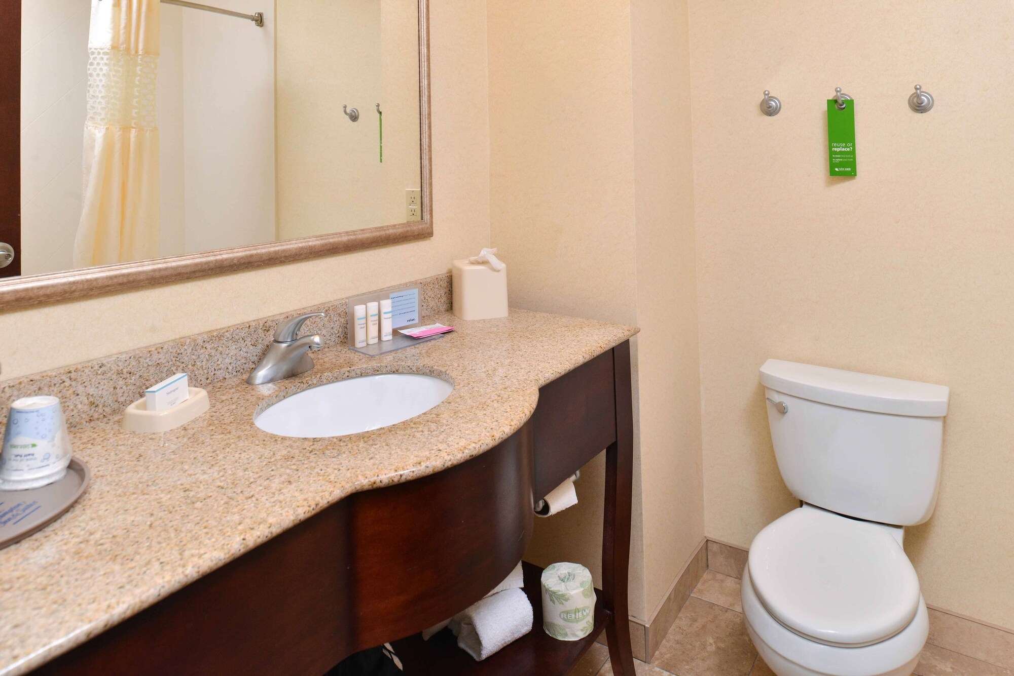 Suite, King Bed, Hampton Inn and Suites Muncie 3/4