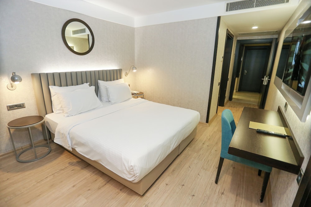 Milord Hotel 15/45