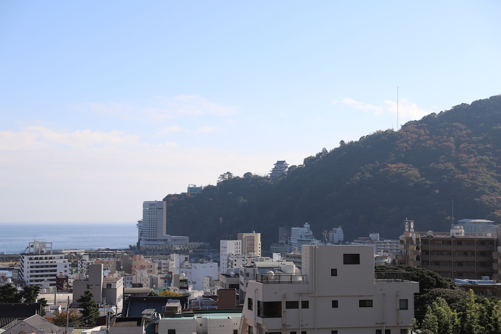 Atami Kinomiyanoyu Shogetsu 25/27