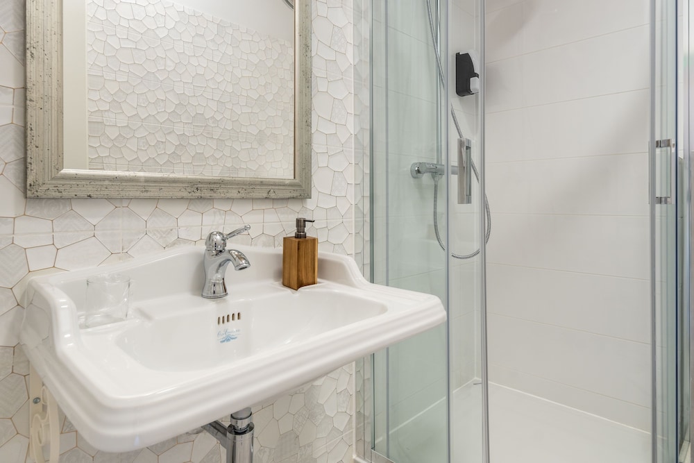 Heritage Palace Varos - MAG Quaint & Elegant Boutique Hotels 80/81