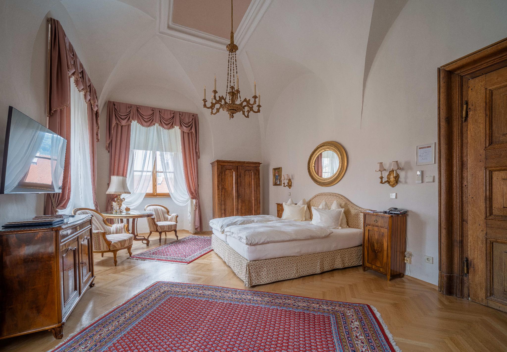 Castle, Suite, Corner