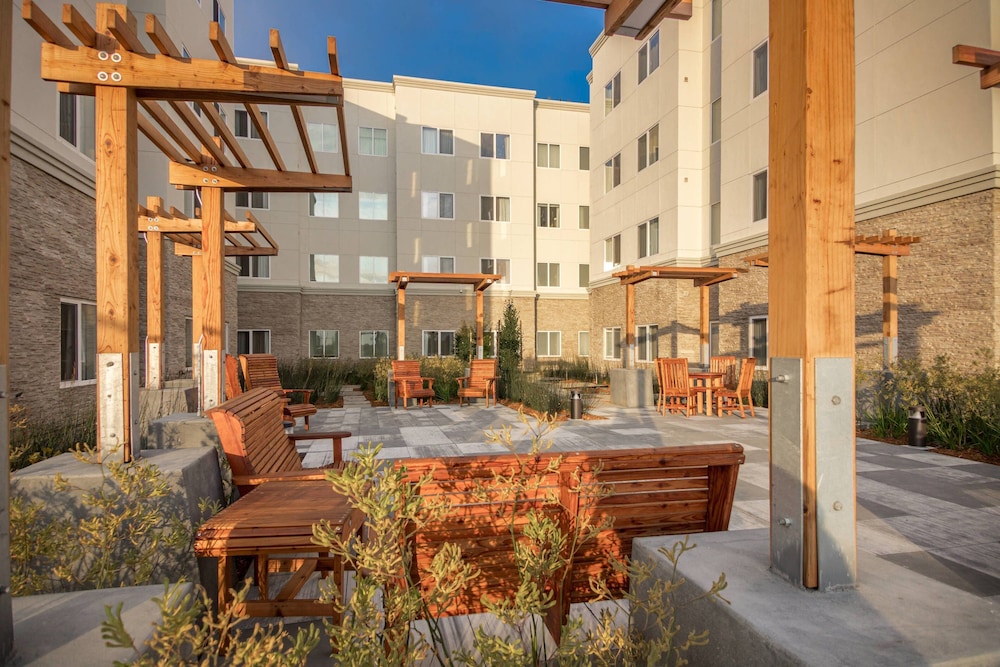 Fairfield Inn Suites San Jose North Silicon Valley 39/55