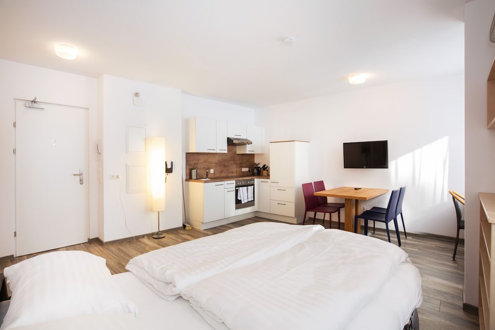 Living Leipziger Hof 6/22