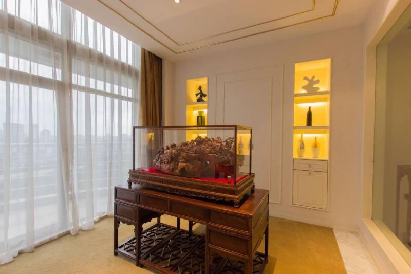 Hiyet Oriental Hotel Zhongshan 38/47