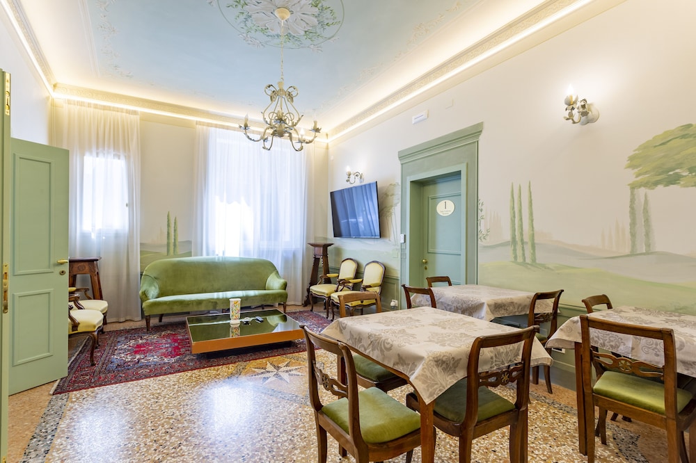 Villa Tortorelli 36/60