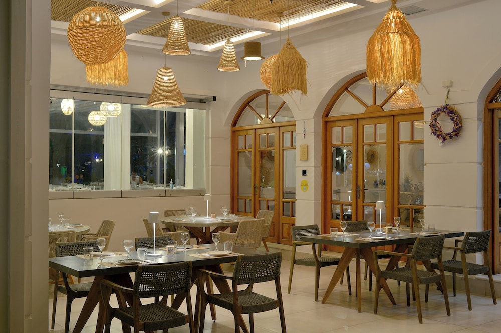 Aktaion Beach Boutique Hotel and Spa 61/79