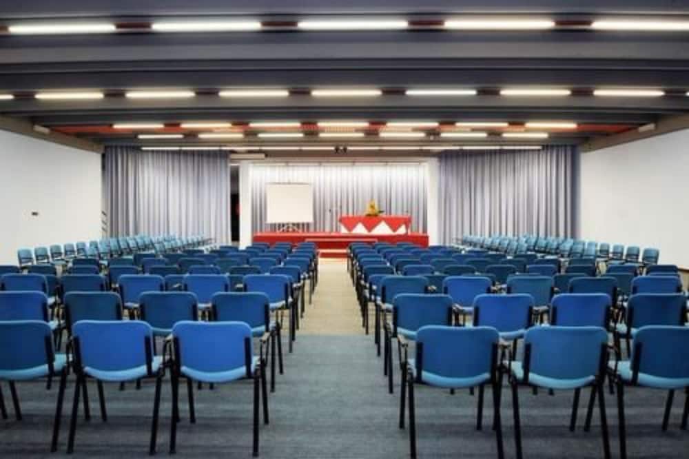 Sport Hotel Olimpo 58/65