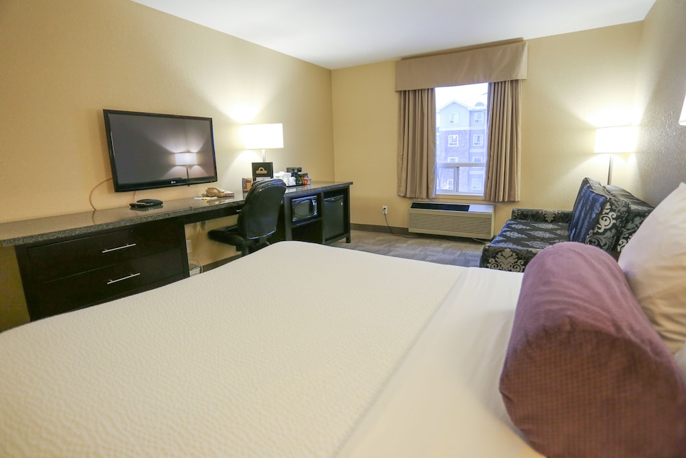 Days Inn Calgary Airport 17/43