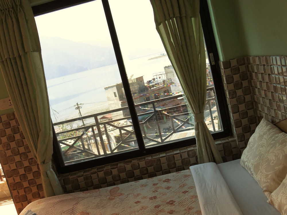 Urban Boutique Hotel Pokhara 18/30