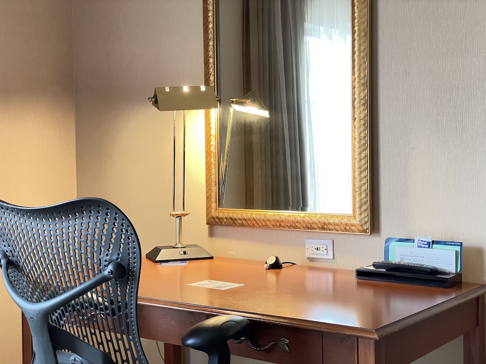 Hilton Garden Inn Carlsbad Beach 26/92