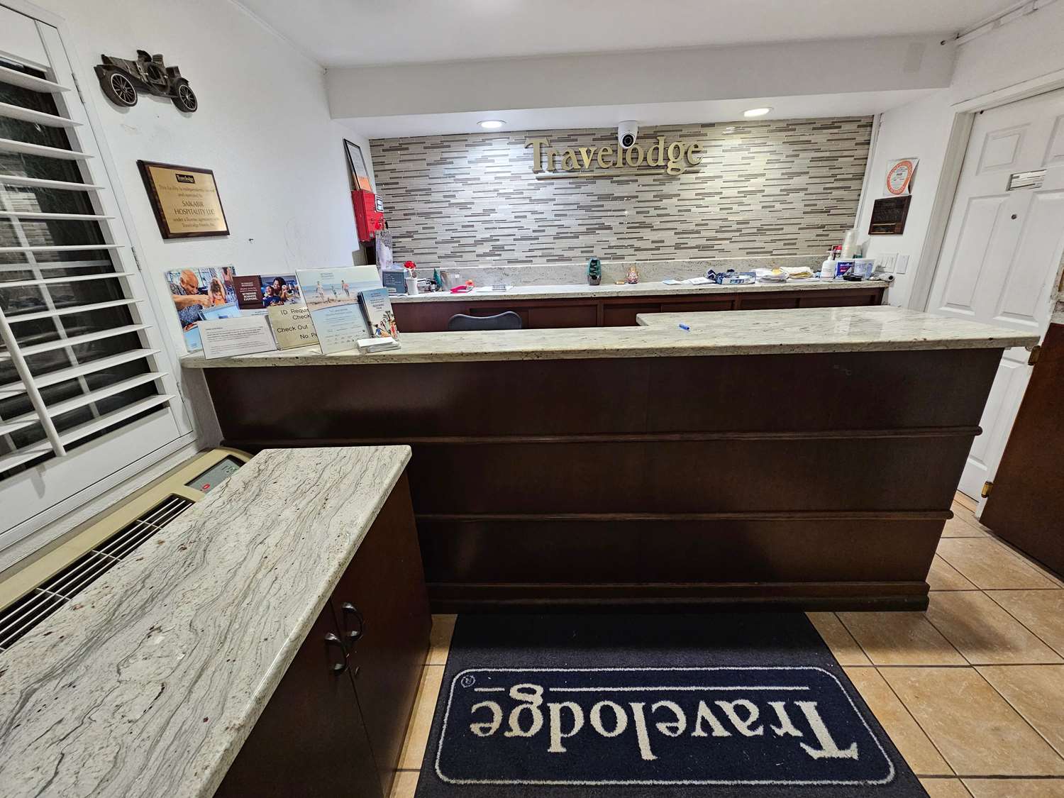 Travelodge by Wyndham Fullerton Near Anaheim 7/38
