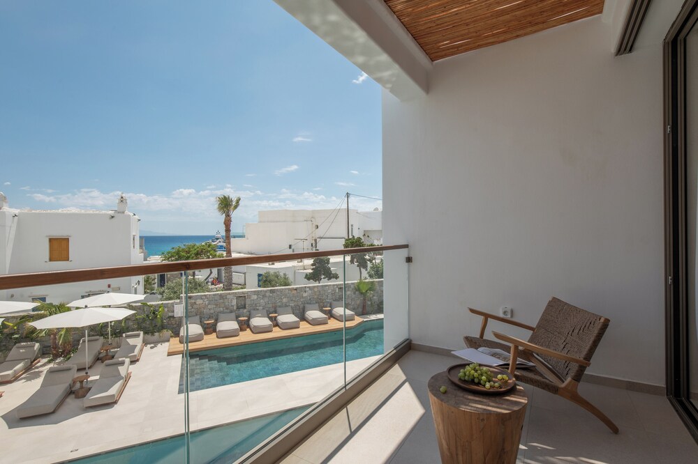 Nuca Mykonos 24/48