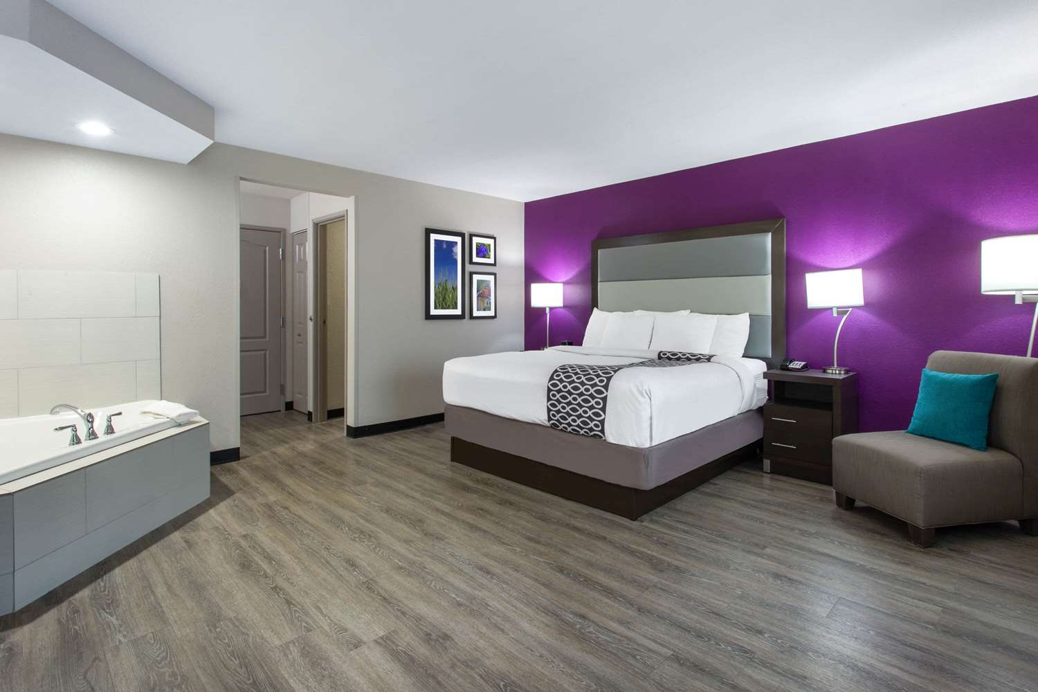 La Quinta Inn & Suites by Wyndham Effingham 7/23