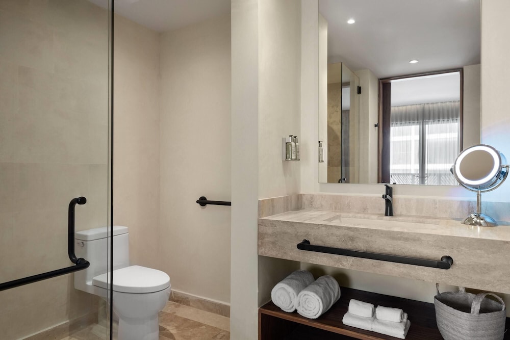 Wyndham Tulum 58/60