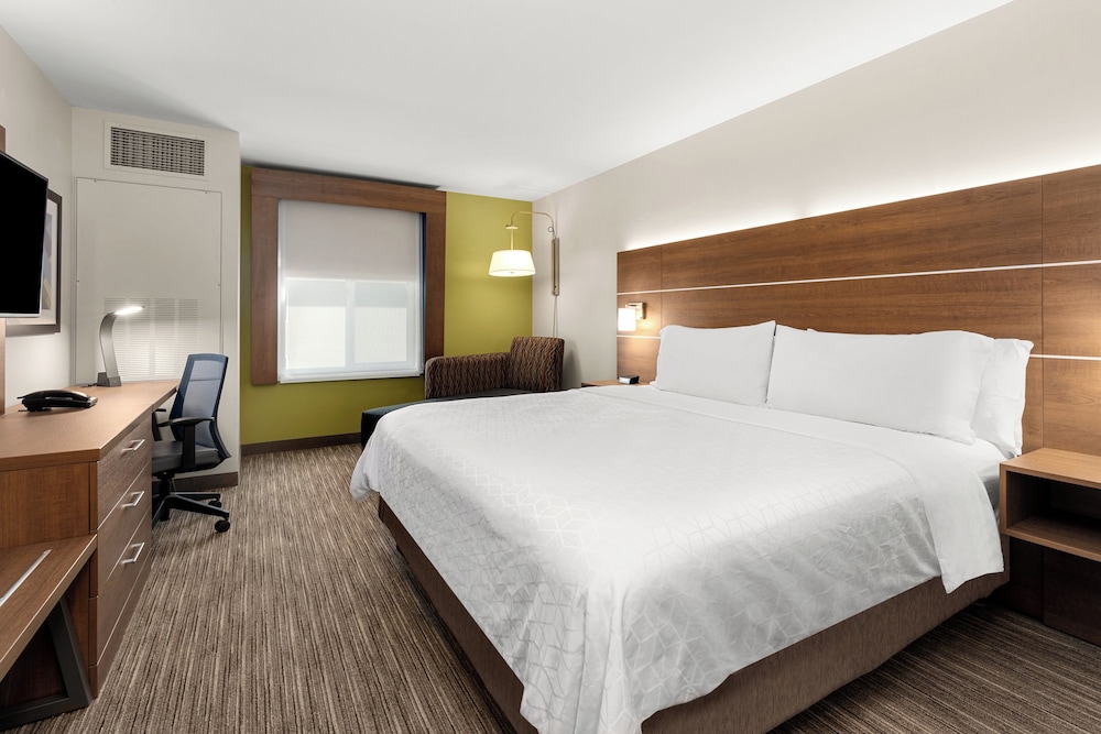 Standard, King Bed