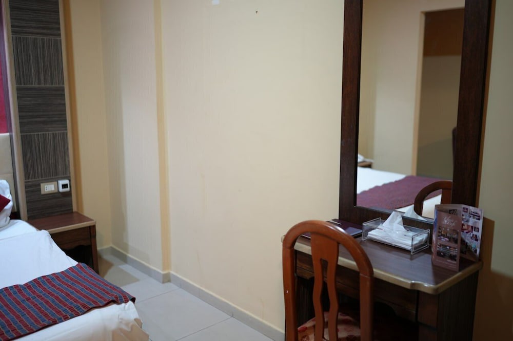 Elysee Residence 21/39