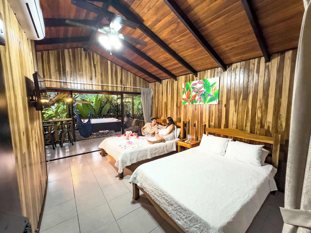 Hotel Rancho Cerro Azul 12/50