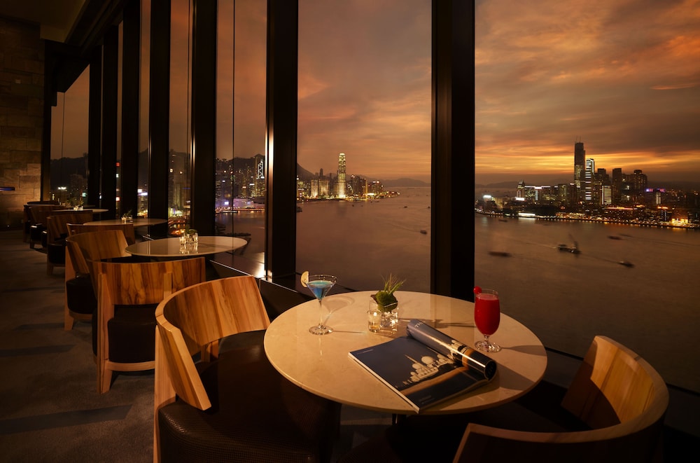 Harbour Grand Hong Kong Hotel 55/68