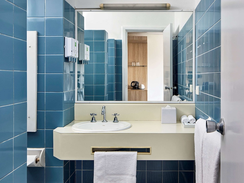 Ibis Styles Tamworth 48/51
