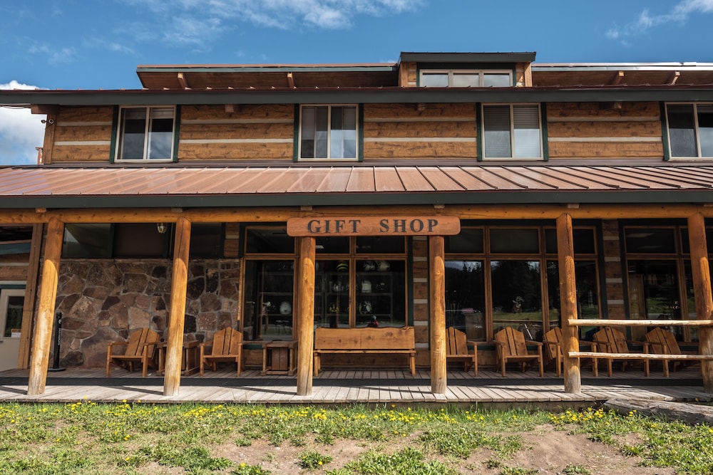 Togwotee Mountain Lodge 2/50