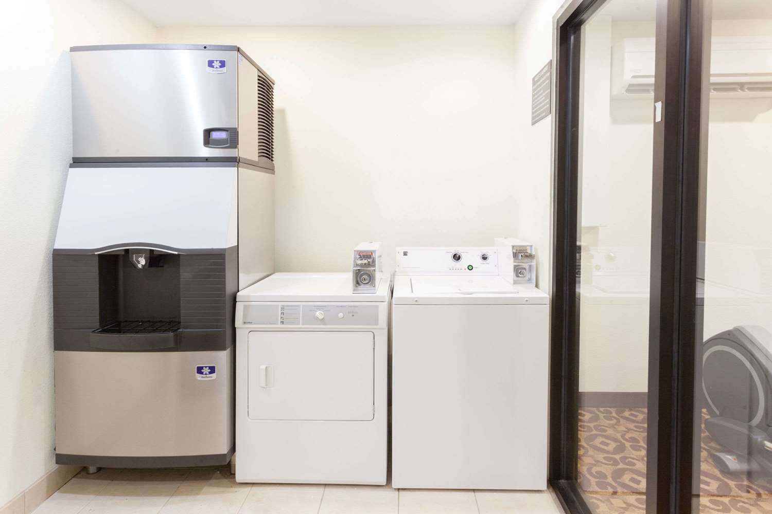 Super 8 By Wyndham Decatur Dntn Atlanta Area 7/9