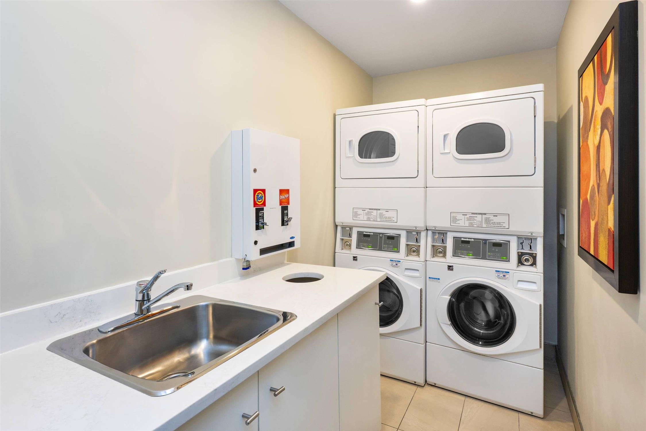 Quality Inn & Suites Downtown Vancouver 67/67