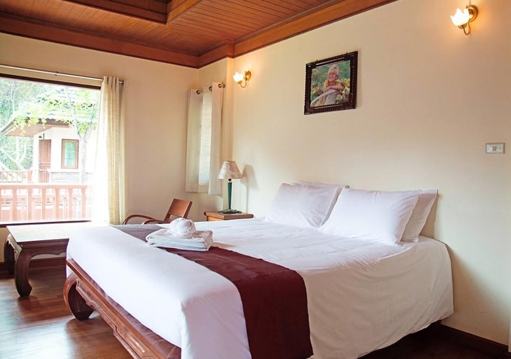 Tak Andaman Resort & Hotel 17/53