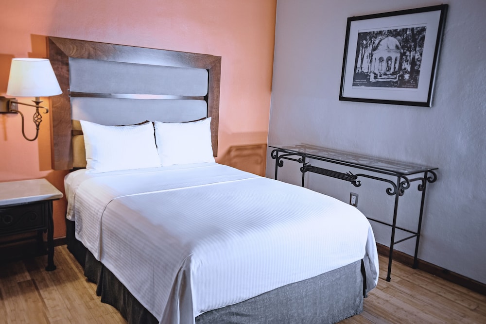 Villa Mercedes San Cristobal 29/75