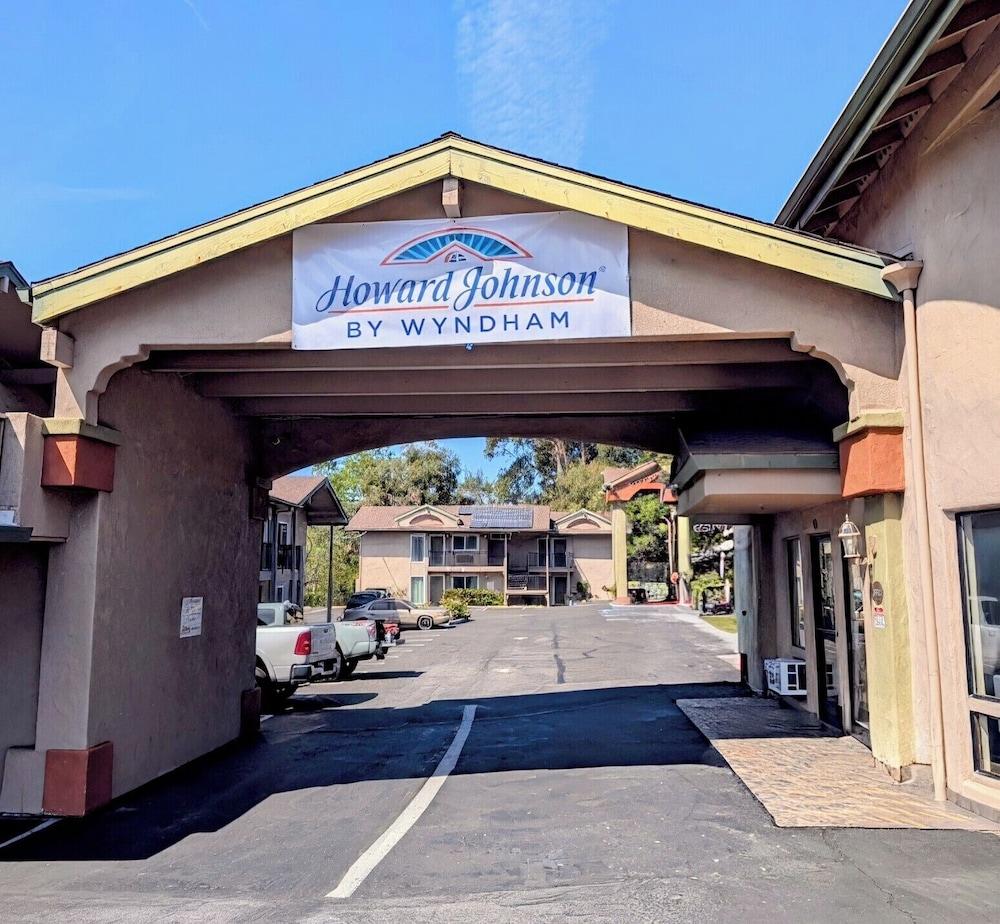Olive Tree Inn & Suites, a Howard Johnson by Wyndham 62/72