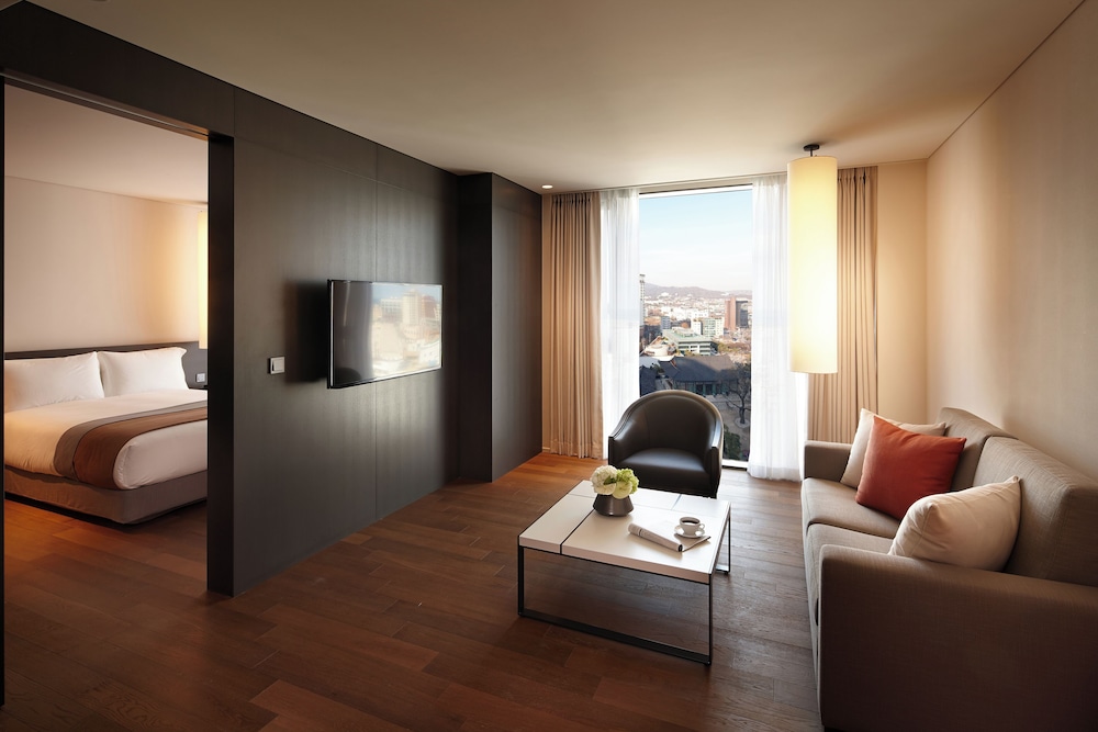 Shilla Stay Gwanghwamun 40/63