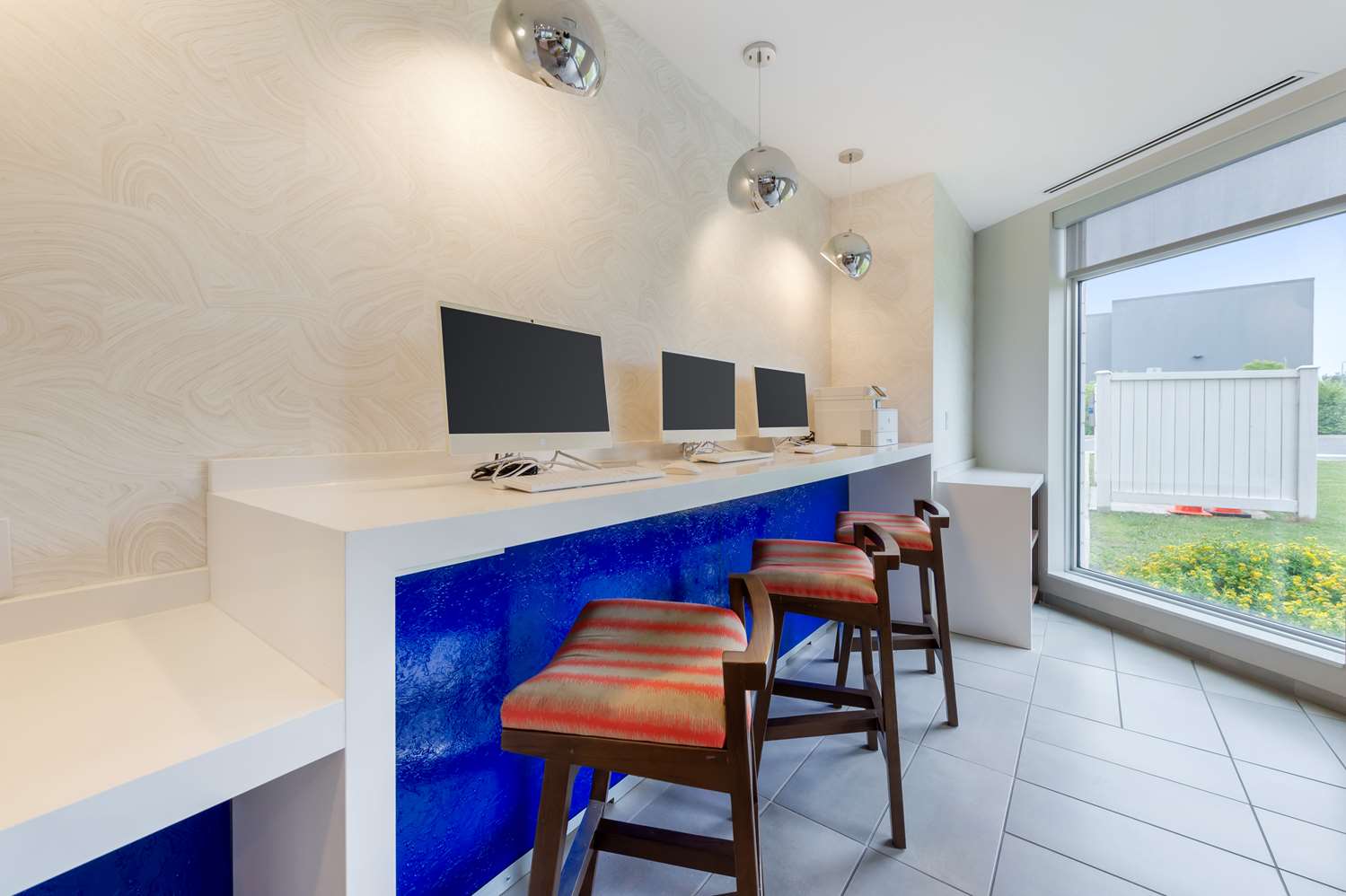 Glo Best Western Kanata Ottawa West 11/12