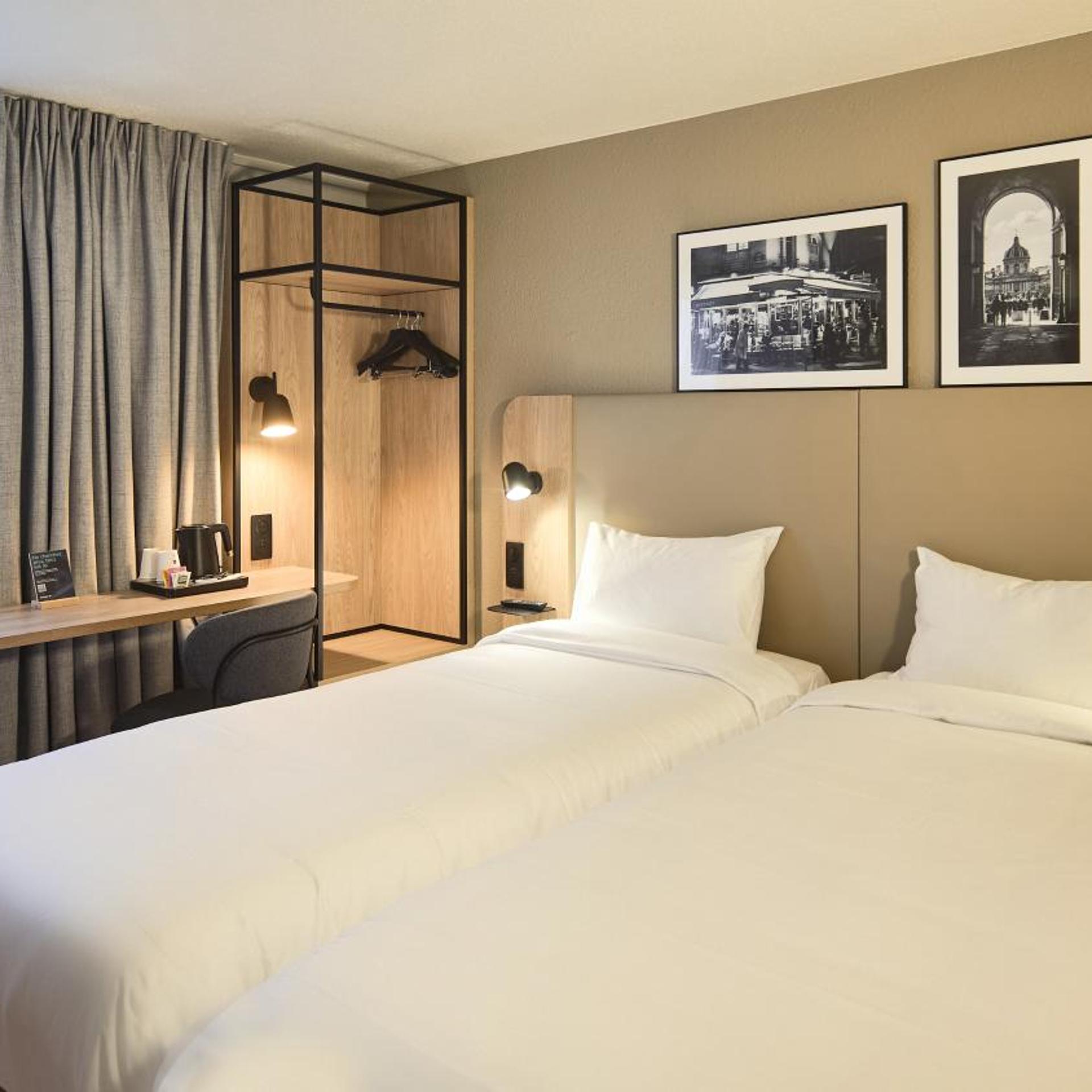 Next Generation, Twin Beds