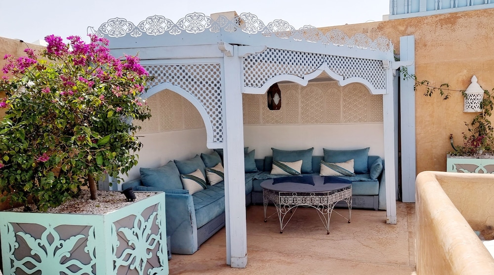 Riad Armelle 57/76