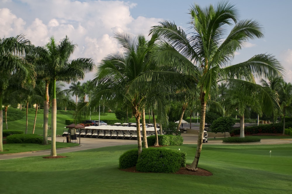 Greenlinks Golf Villas At Lely Resort 14/76