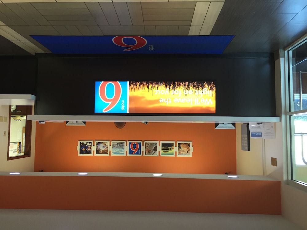 Motel6 Lincoln, NE 3/50