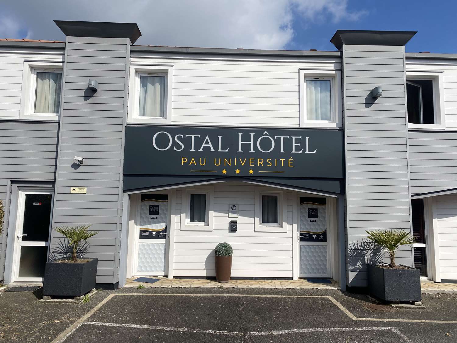 Ostal Pau Universite, Sure Hotel Collection by Best Western 44/44