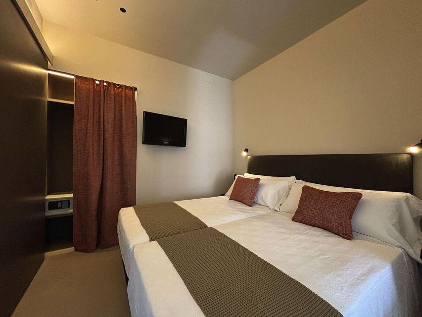 1 Bedroom, Tower, Superior, Apartment