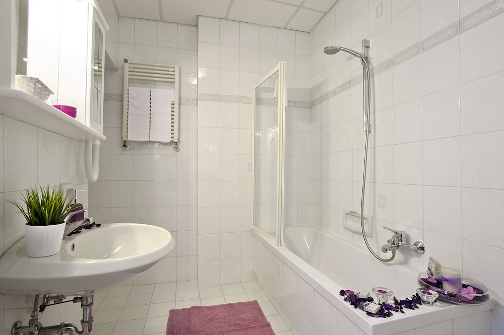Hotel Villa San Lorenzo Maria 56/57