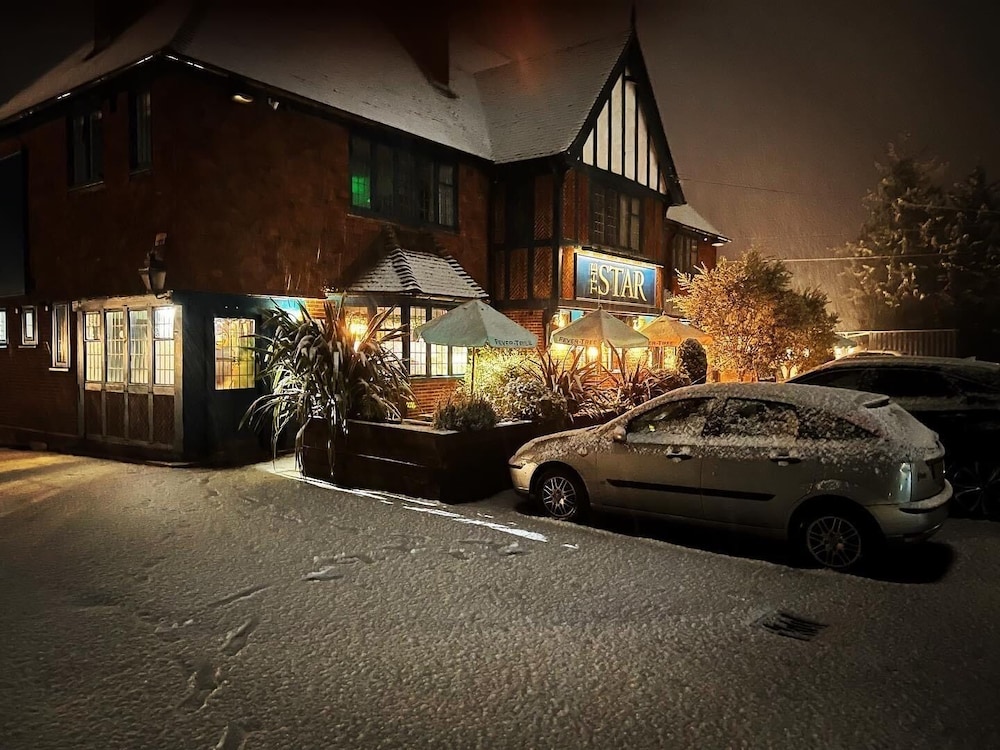 The Star Inn 22/28