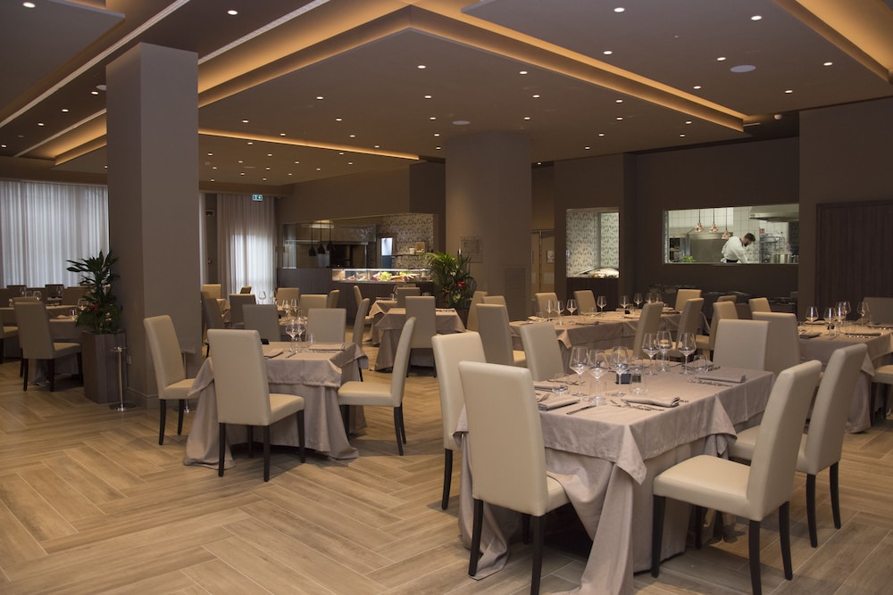 Hotel Commercio 41/49