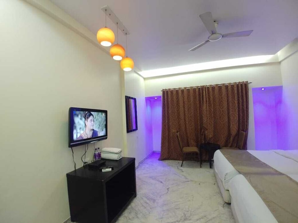 Hotel Aristro 30/50