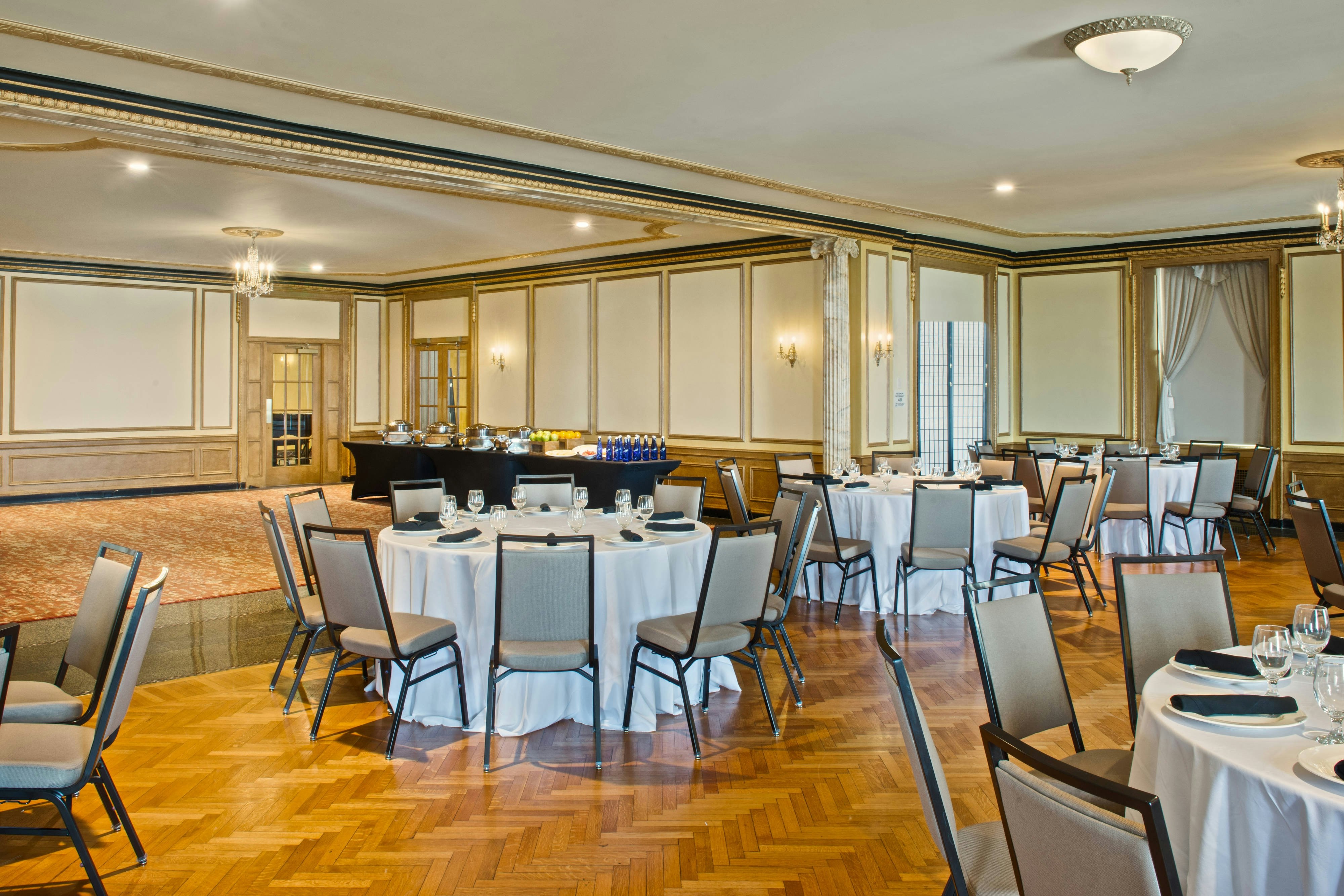 Marriott Syracuse Downtown 63/82