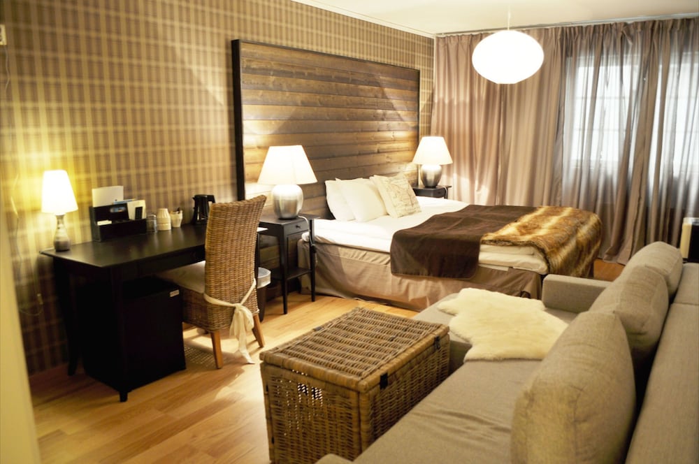 Jennys Hotell & Restaurang 28/33