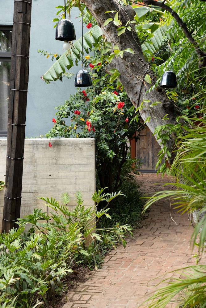El Callejon Hotel Boutique 42/45