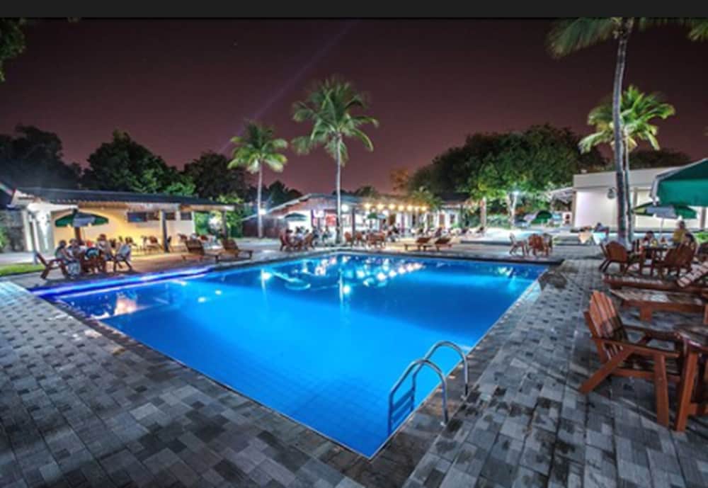 AIPANA PLAZA HOTEL 34/34
